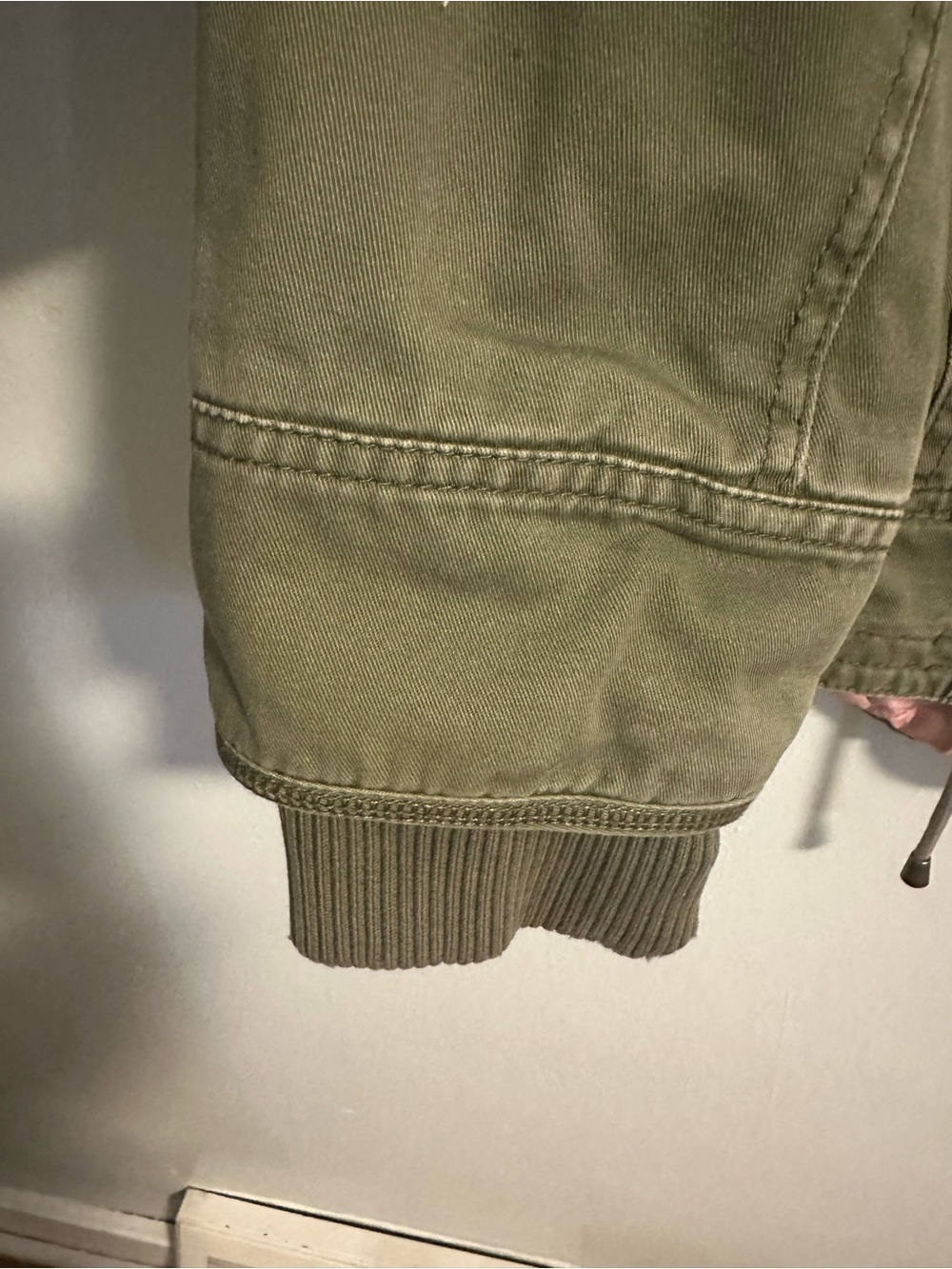 Tommy Hilfiger Olive Green Hooded Utility Jacket Pink Quilted Lining Size Medium - Picture 8 of 9